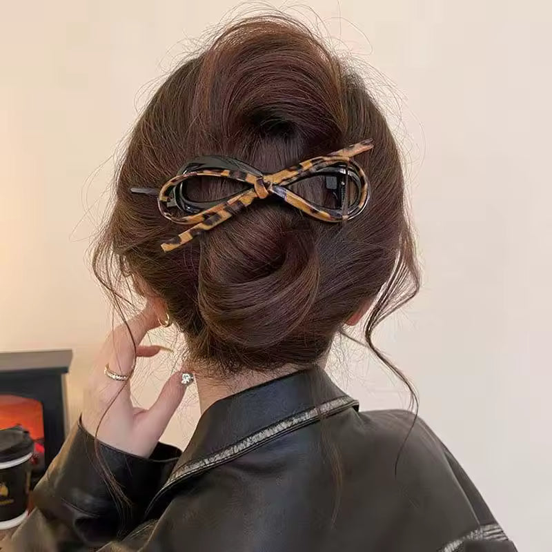 Twisted Hair Clip Bow Barrettes.