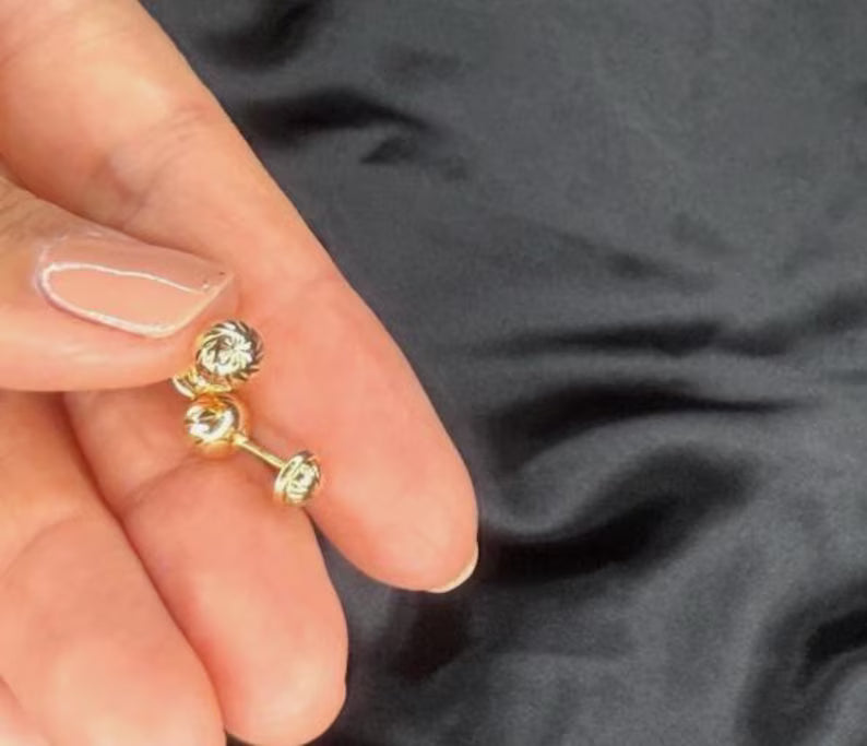 18k Gold Large Sphere Stud Earrings – Solid Gold – 0.7g