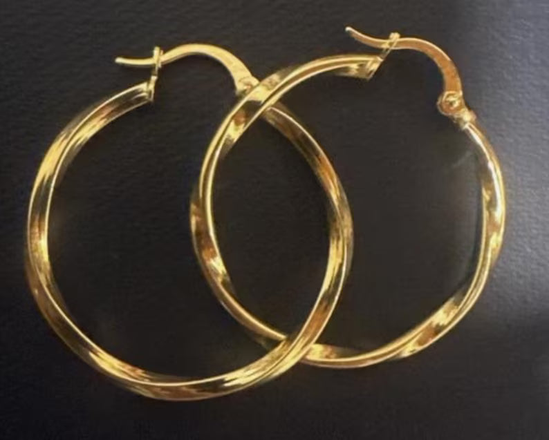18k Gold Hoop Earrings – Solid Gold – 2.0g