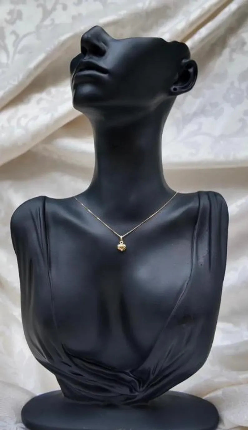 18” Italian Gold Venetian Necklace with Heart Pendant – 18k Solid Gold – 1.7g