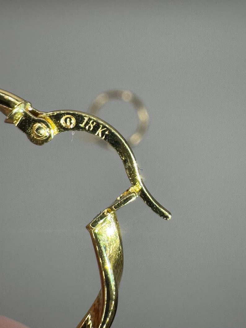 18k Gold Hoop Earrings – Solid Gold – 2.0g