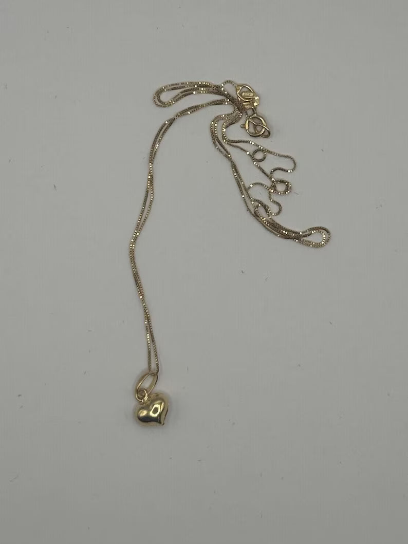 18” Italian Gold Venetian Necklace with Heart Pendant – 18k Solid Gold – 1.7g