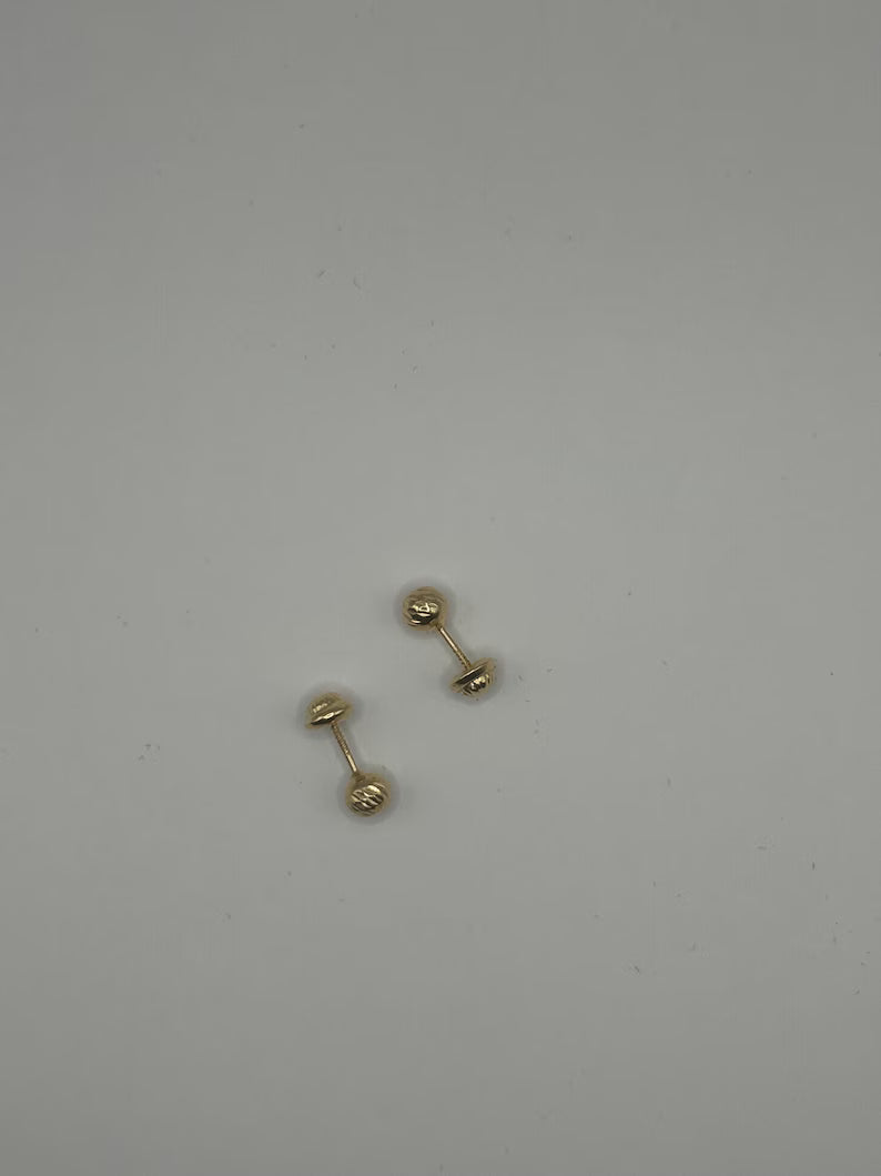 18k Gold Medium Sphere Stud Earrings – Solid Gold – 0.6g